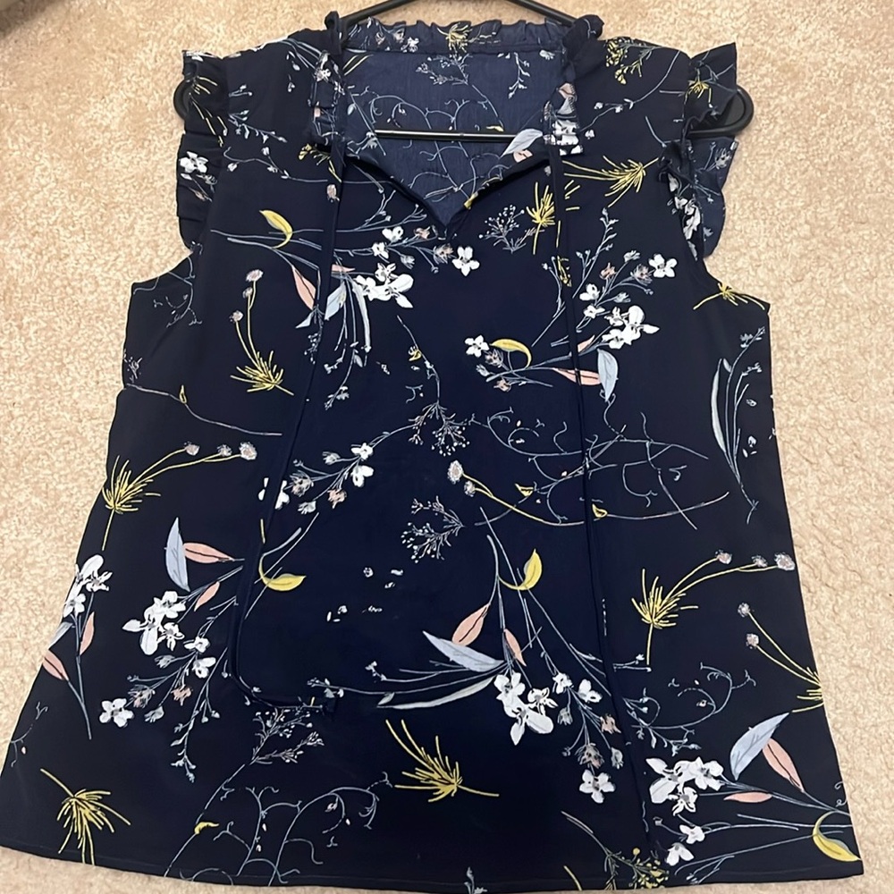 Floral top
